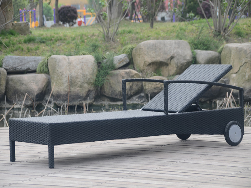 Lounge Rattan Allamuigh, Alúmanam Ratertan Lae le Rothaí YQ-RB-439